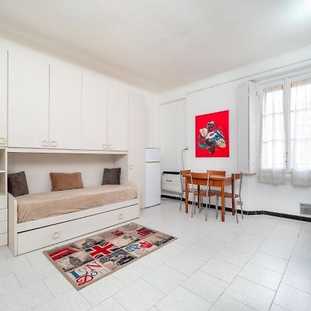 Apartamento A Due Passi Dalla Stazione Centrale Di Milano Exterior foto